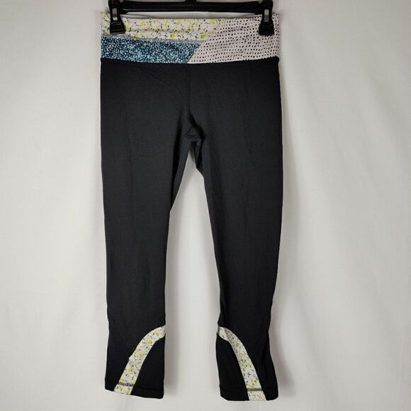 Lululemon Run Inspire Crop II Sz 4 In Black / Wi14 - Picture 3 of 12